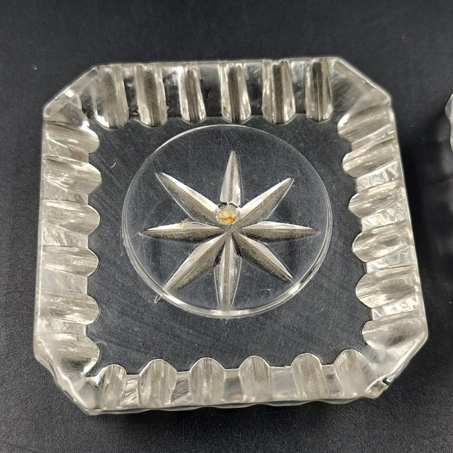 Чернильница со звездчатым декором