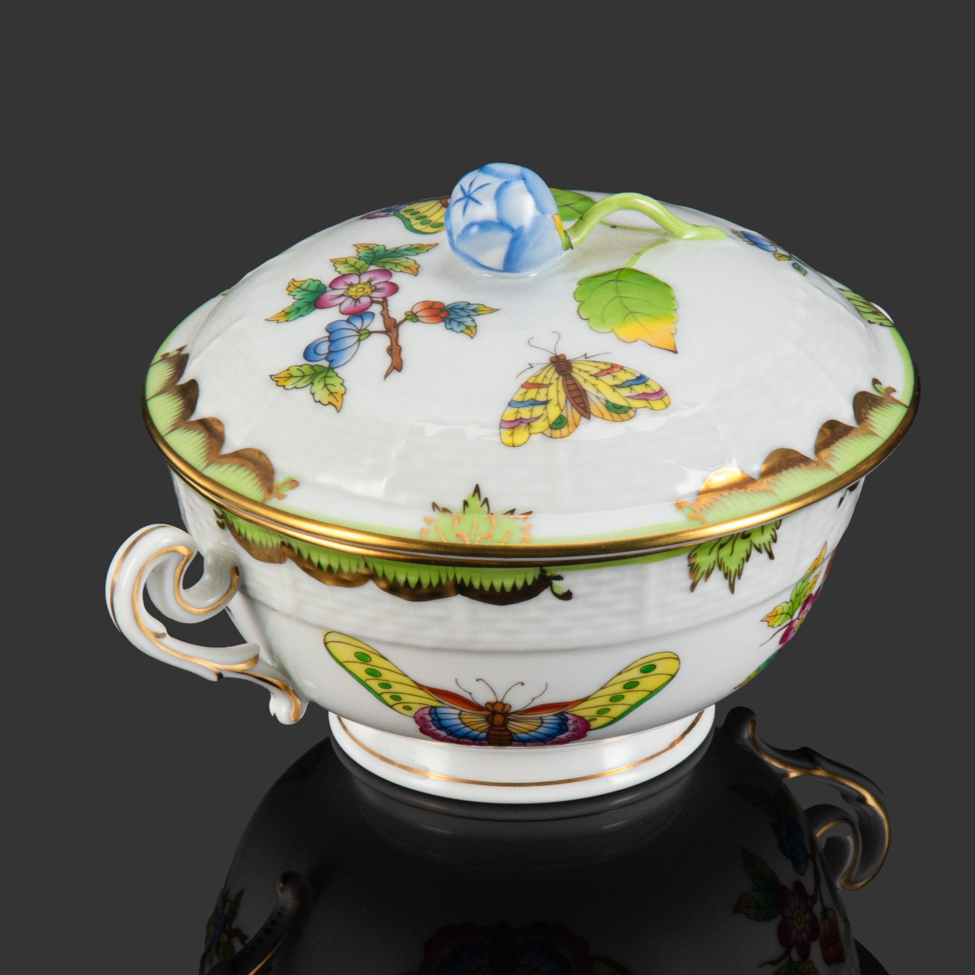 Чашка бульонная с крышкой из сервиза "Королева Виктория", Herend (Херенд)