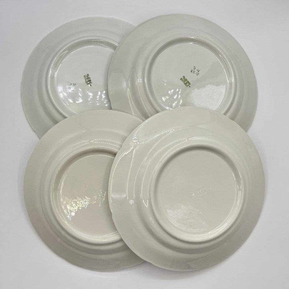 Набор обеденных тарелок на 4 персоны (в подборе), фаянс, золочение, Конаковский фаянсовый завод им. М.И. Калинина (ЗиК Конаково), СССР, 1962-1991 гг.