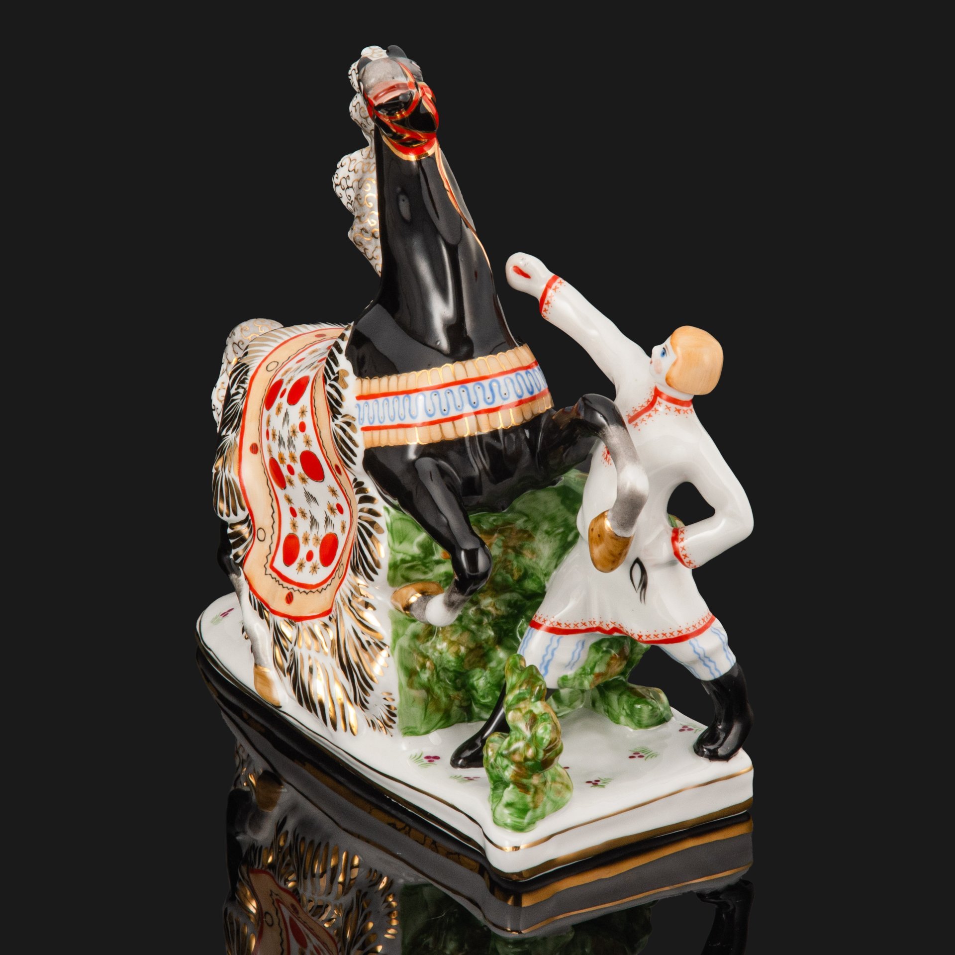 Статуэтка (фрагмент триптиха) "Конек-Горбунок", автор С.М. Орлов,  «Мануфактуры Гарднеръ в Вербилках»