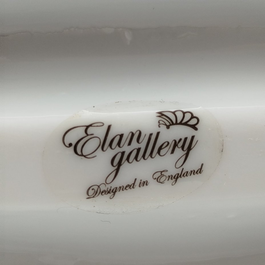 Статуэтка "Бык", фарфор, роспись, золочение, Elan Gallery, Великобритания, 2015-2020 гг.