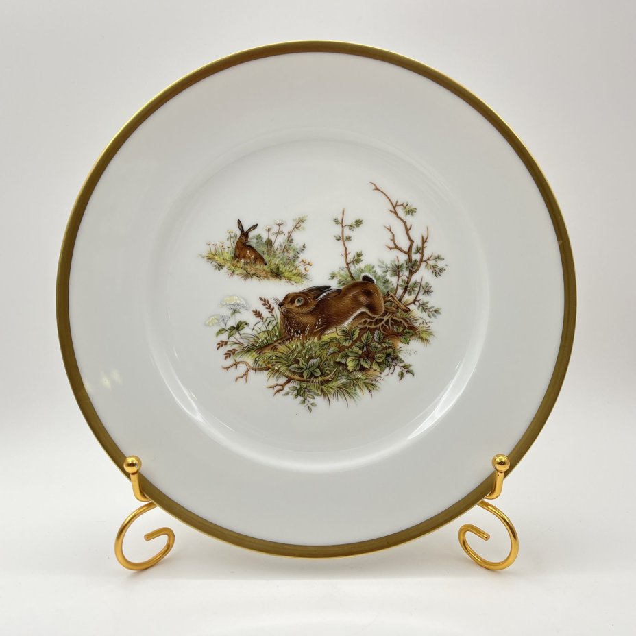 Набор тарелок на 5 персон, украшенных изображением лесных обитателей