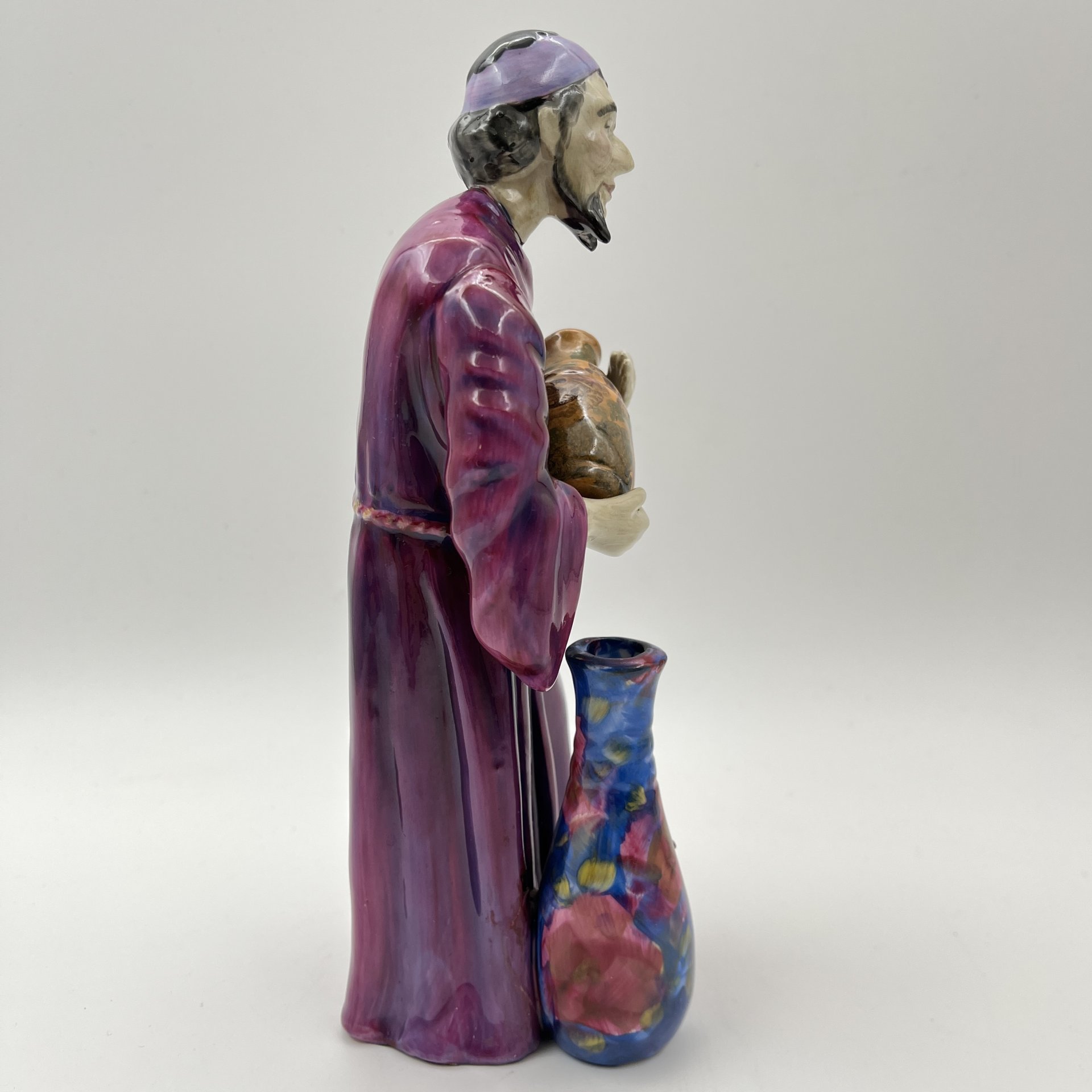 Статуэтка "Pot seller" ("Продавец горшков")