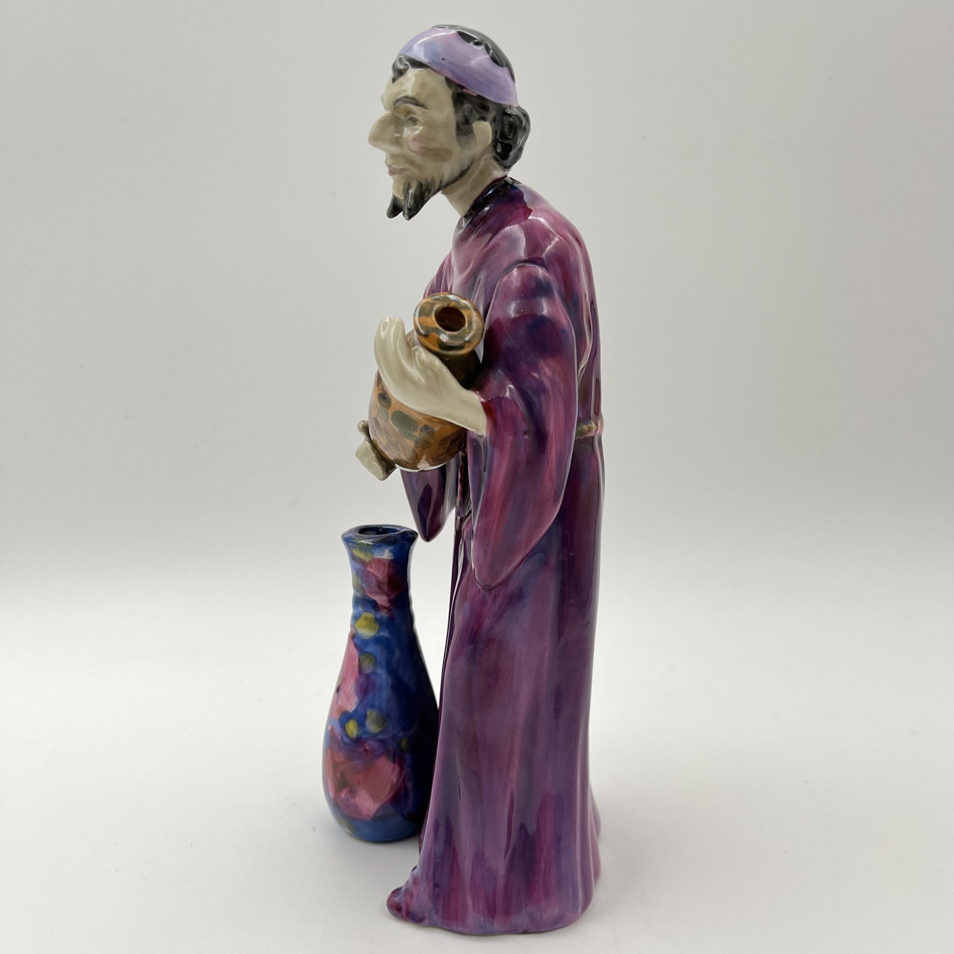 Статуэтка "Pot seller" ("Продавец горшков")