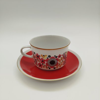 Чайная пара с растительным декором, фарфор, деколь, крытье, золочение, Freiberger Porzellan, ГДР, 1970-1995 гг.