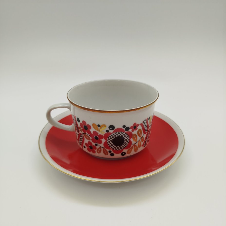 Чайная пара с растительным декором, фарфор, деколь, крытье, золочение, Freiberger Porzellan, ГДР, 1970-1995 гг.