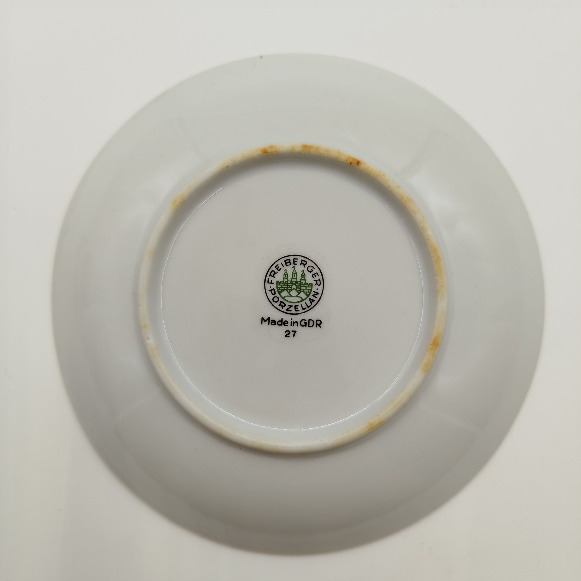 Чайная пара с растительным декором, фарфор, деколь, крытье, золочение, Freiberger Porzellan, ГДР, 1970-1995 гг.