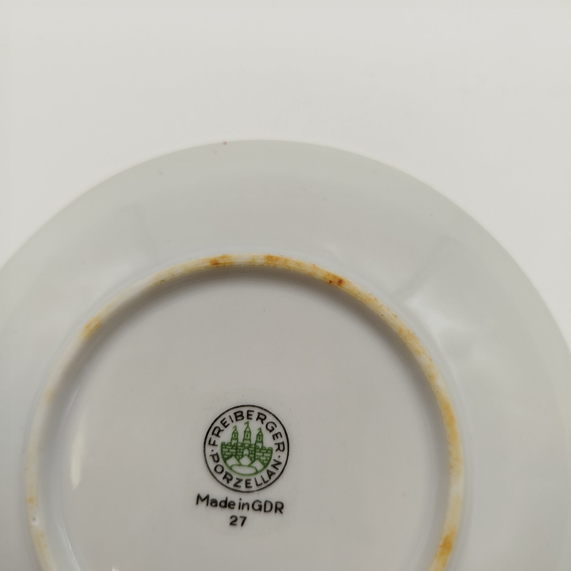 Чайная пара с растительным декором, фарфор, деколь, крытье, золочение, Freiberger Porzellan, ГДР, 1970-1995 гг.