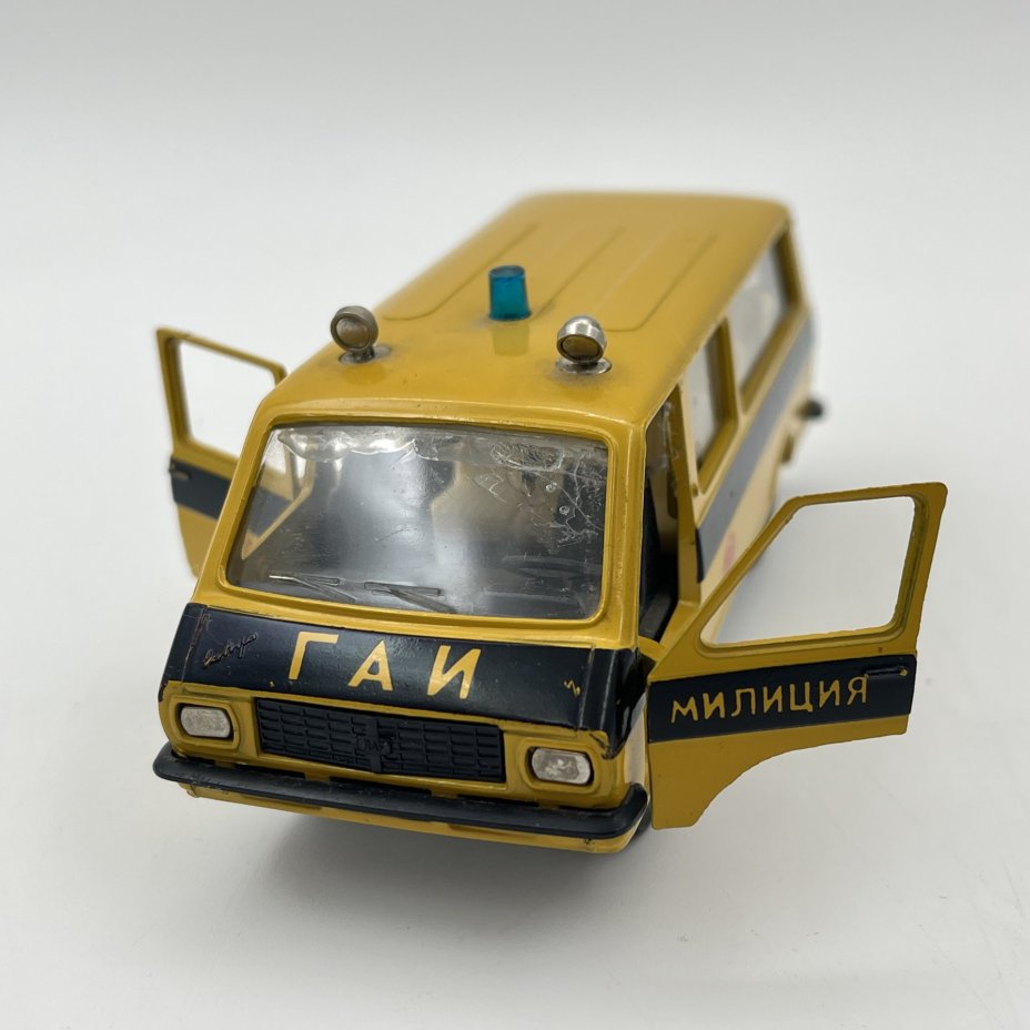 Модель автомобиля "RAF-Патрульная №А25" (ГАИ, Милиция), масштаб 1:43