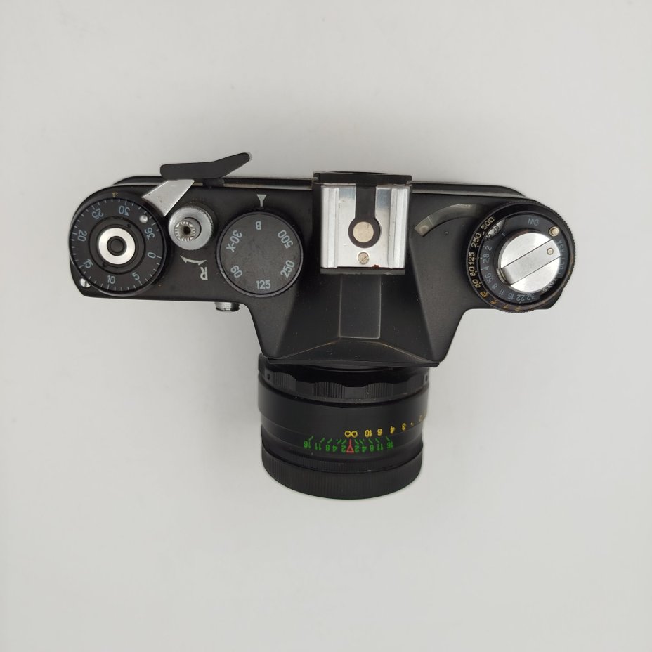 Фотоаппарат "Зенит-ЕТ" c объективом "Гелиос-44-2" в оригинальном кофре, металл, пластик, стекло, кожа, Белорусское оптико-механическое объединение (БелОМО), СССР, 1983 г.