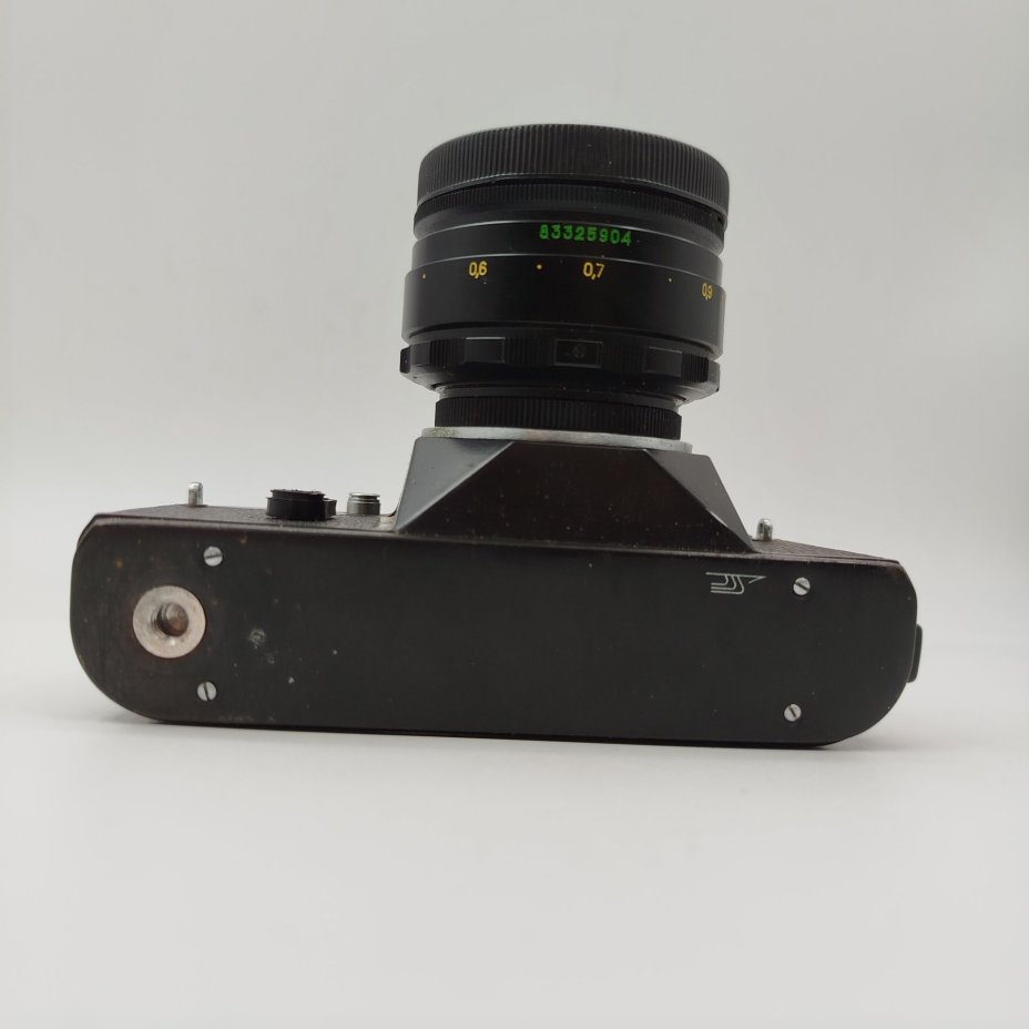 Фотоаппарат "Зенит-ЕТ" c объективом "Гелиос-44-2" в оригинальном кофре, металл, пластик, стекло, кожа, Белорусское оптико-механическое объединение (БелОМО), СССР, 1983 г.