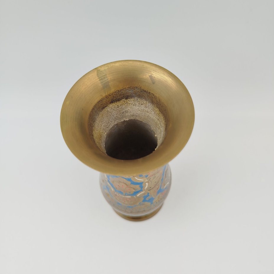 Вазочка с растительным декором в восточном стиле