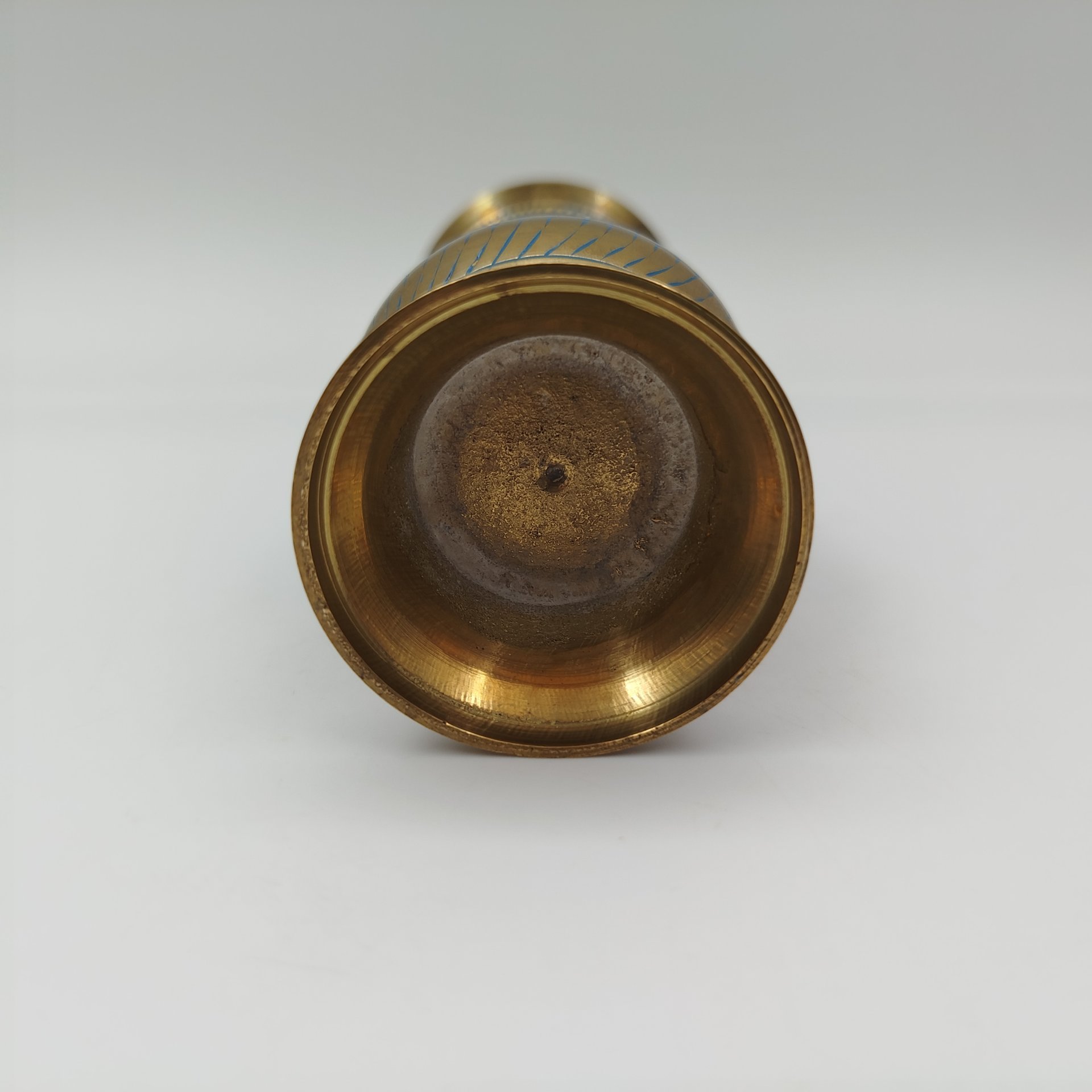 Вазочка с растительным декором в восточном стиле, латунь, гравировка, холодные эмали, Индия, 1970-1990 гг.