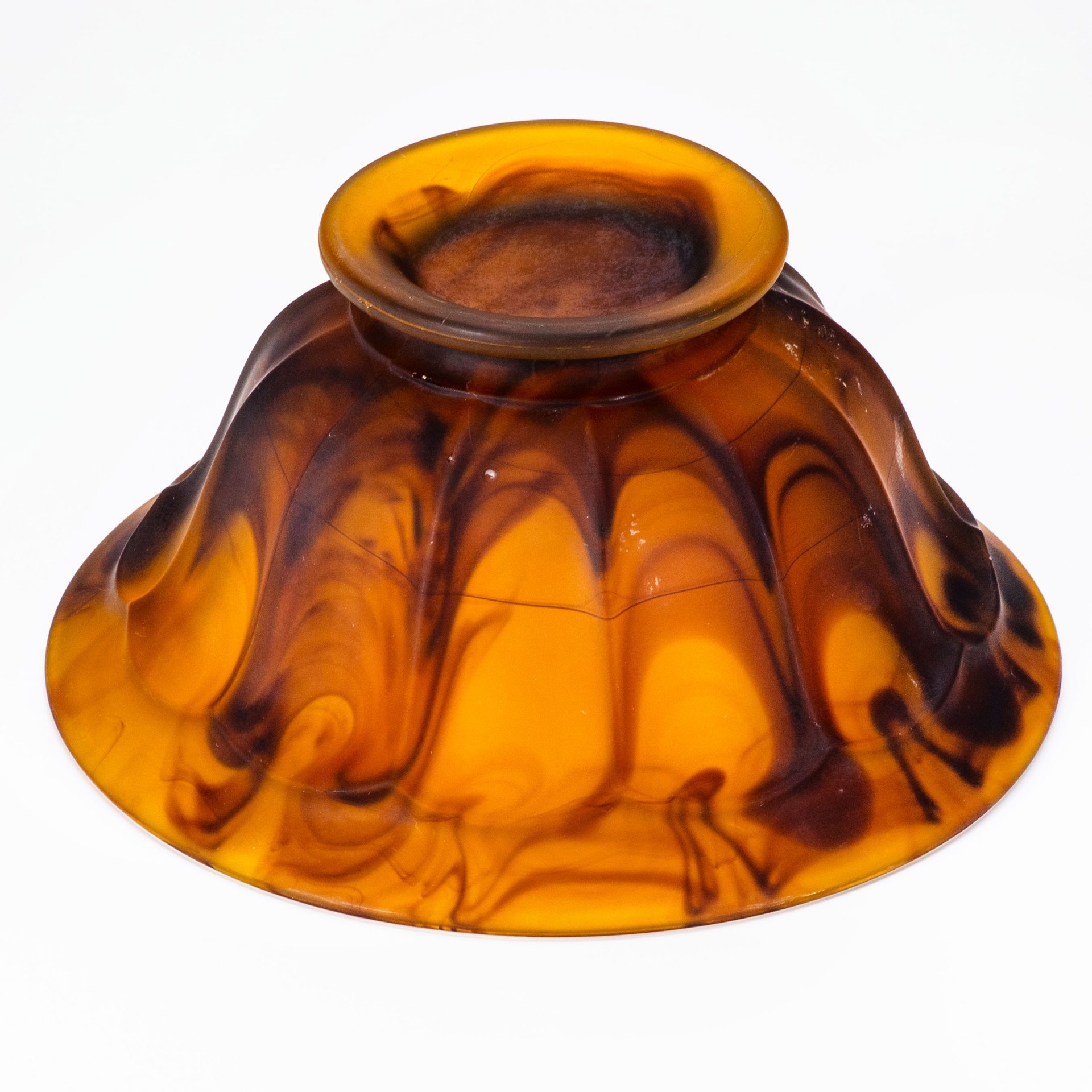 Ваза (фруктовница) "Amber Cloud", компания "George Davidson & Co", стекло, матовое, пресс, Великобритания, 1920-1930 гг.