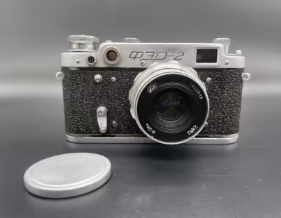 Фотоаппарат пленочный "ФЭД-2" с объективом "Индустар-26м", Харьковский машиностроительный завод им. Дзержинского (ФЭД)