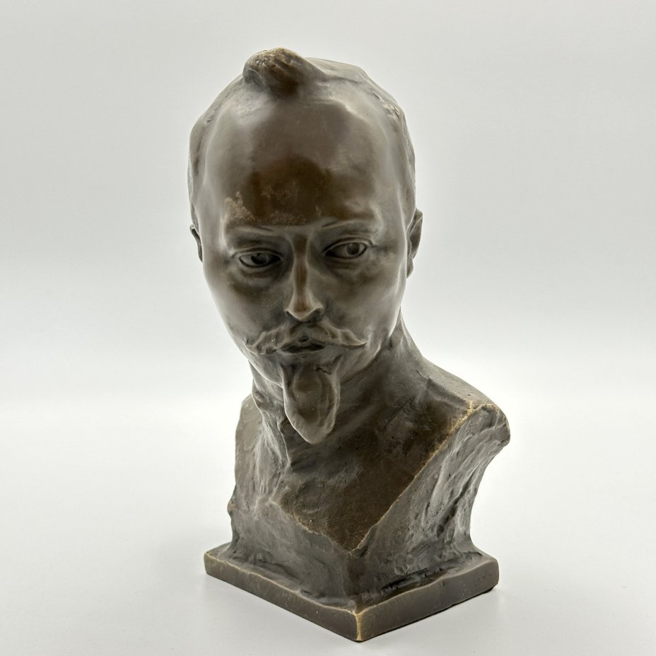 Бюст "Ф.Э. Дзержинский", Автор А. Мурзин, литье, Россия