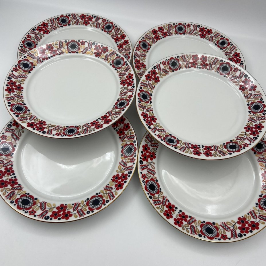 Набор из 6-ти десертных тарелок и блюда, украшенных цветочным декором, фарфор, деколь, золочение, Freiberger Porzellan, ГДР, 1970-1990 гг.