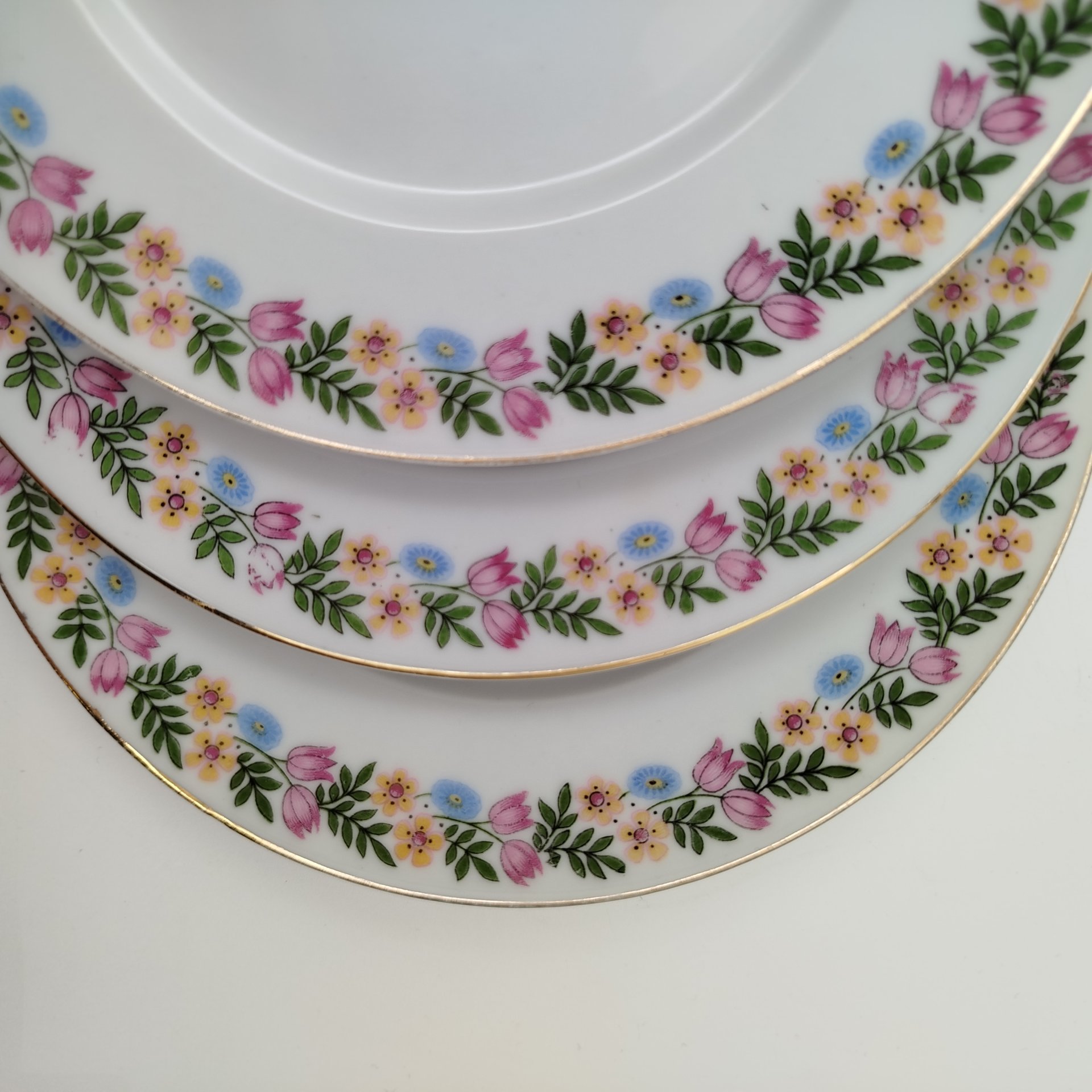Набор пирожковых тарелок с цветочным декором на 6 персон, фарфор, деколь, золочение, Weimar Porzellan (Веймарский фарфор), Германия, 1920-1933 гг.
