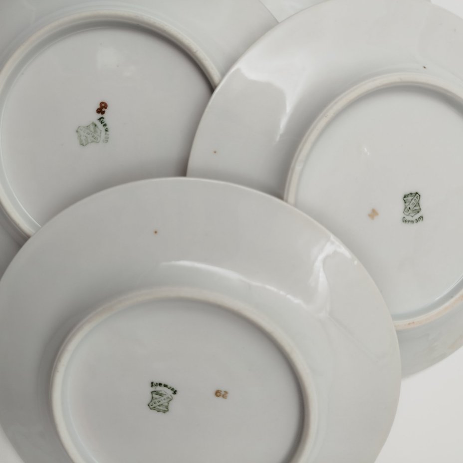 Набор пирожковых тарелок с цветочным декором на 6 персон, фарфор, деколь, золочение, Weimar Porzellan (Веймарский фарфор), Германия, 1920-1933 гг.