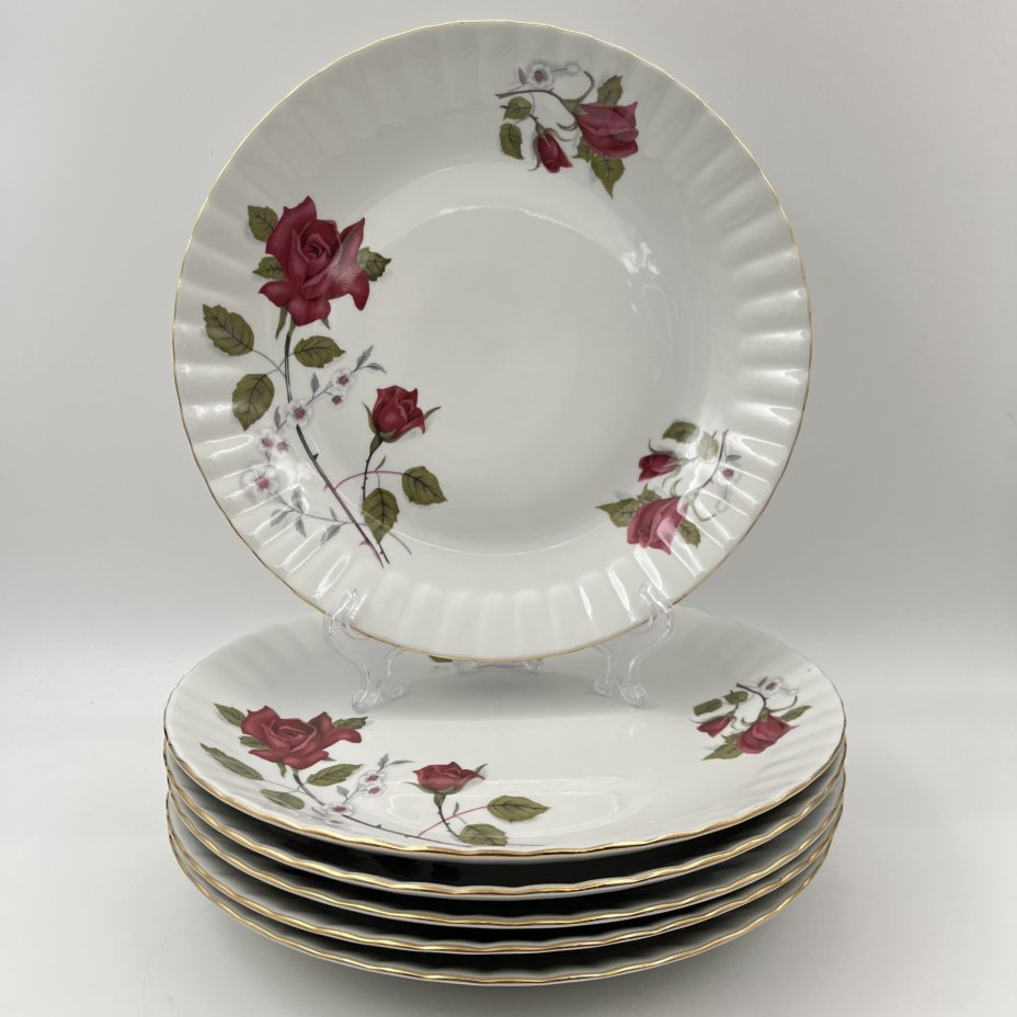 Набор из 6-ти обеденных тарелок, украшенных изображением розы