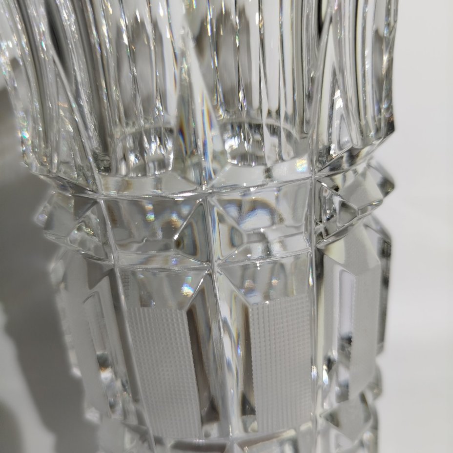 Ваза для цветов "Новоселье" (низкая), автор А.М. Остроумов, хрусталь, алмазная грань, Ленинградский завод художественного стекла (ЛЗХС), СССР, 1980-1990 гг.