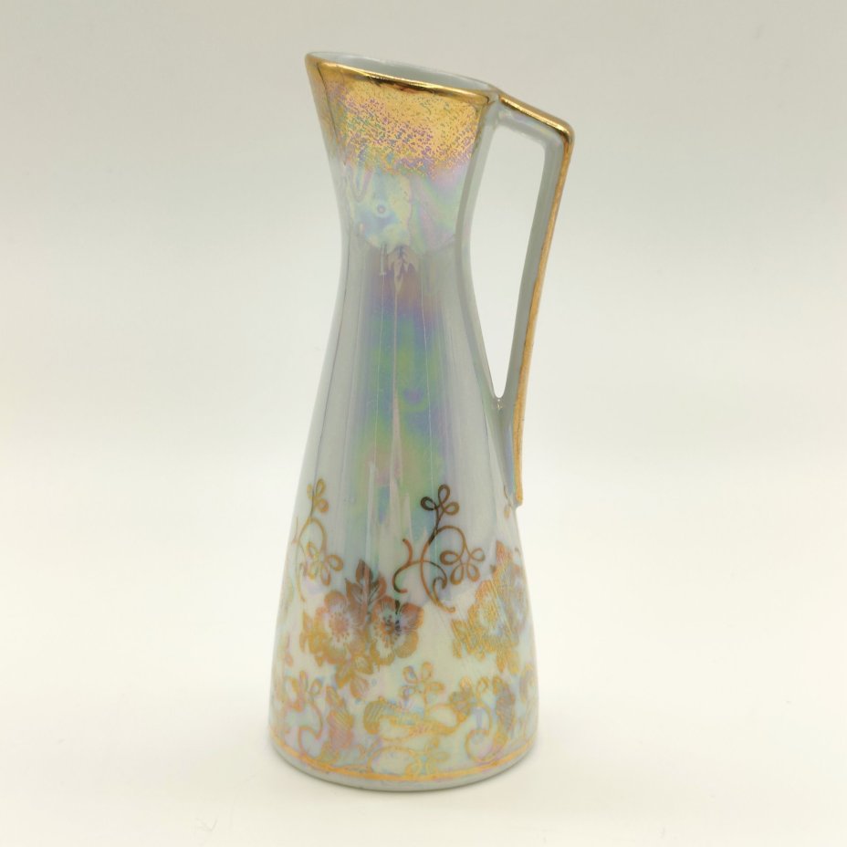 Кувшинчик с цветочным орнаментом на перламутровом фоне, фарфор, люстр, золочение, Martinroda Friedrich Eger & Co. (PM), Германия, 1960-1980 гг.