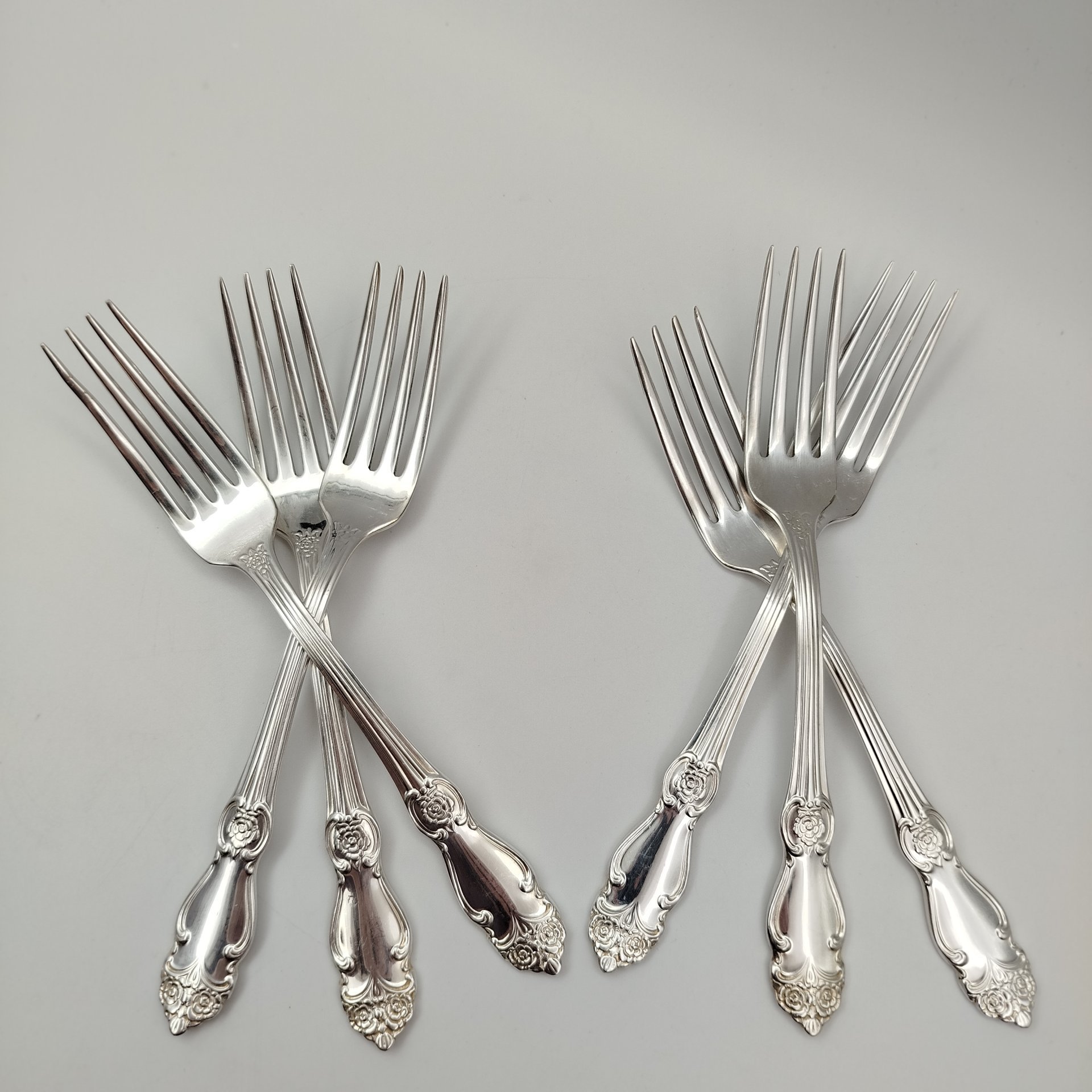 Набор из 6-ти вилок с растительным декором