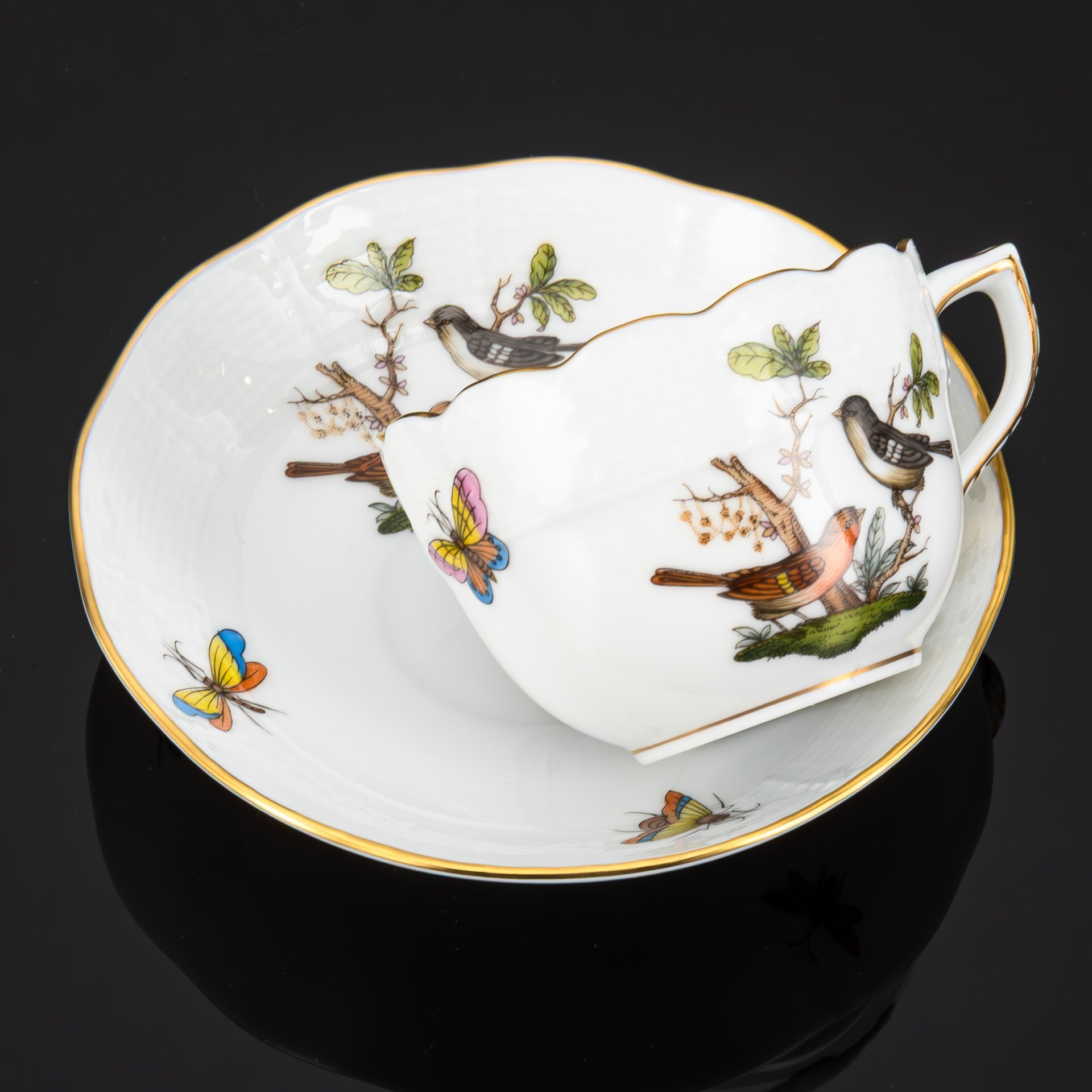 Пара кофейная, украшенная изображением птиц и бабочек, декор "Rothschild"
