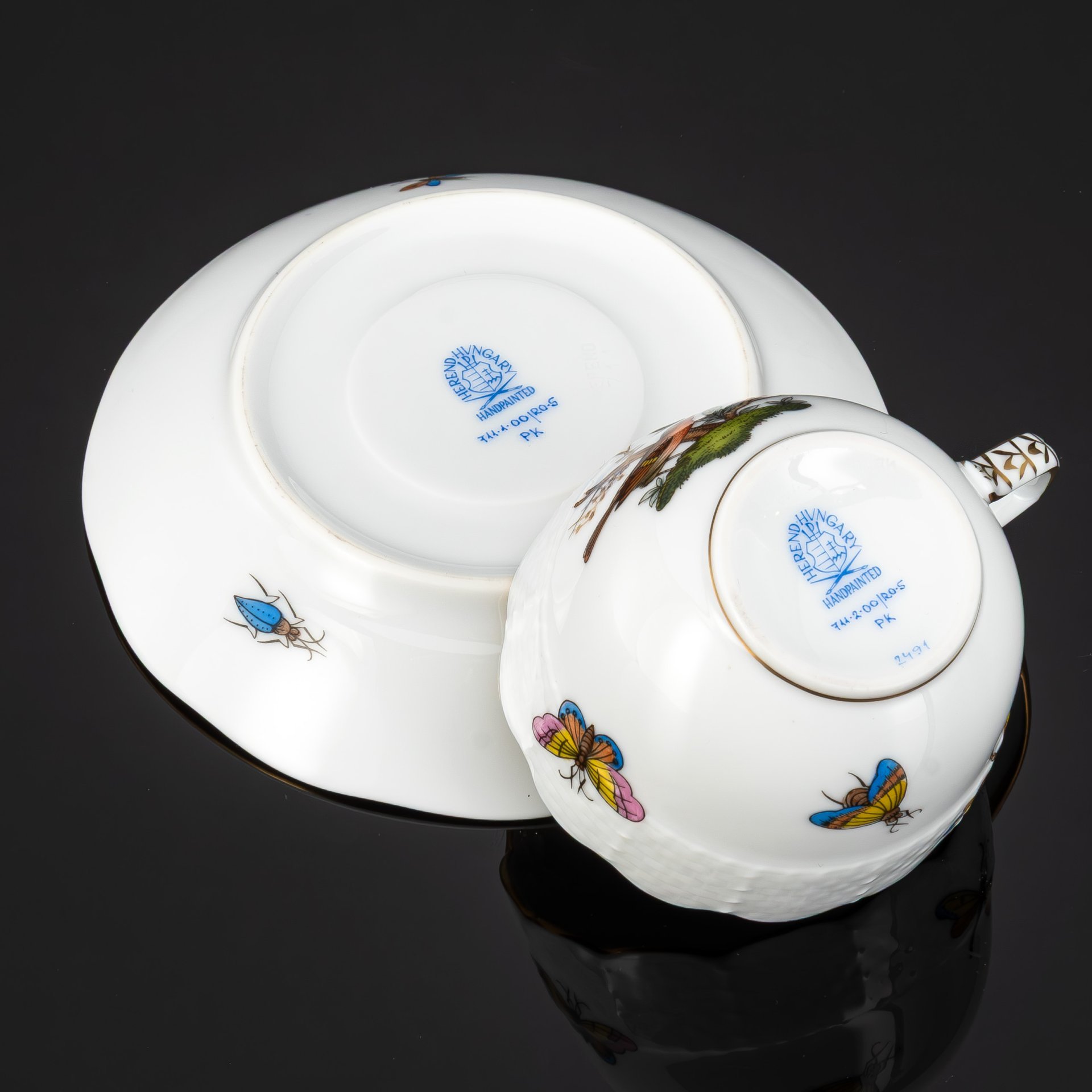 Пара кофейная, украшенная изображением птиц и бабочек, декор "Rothschild"