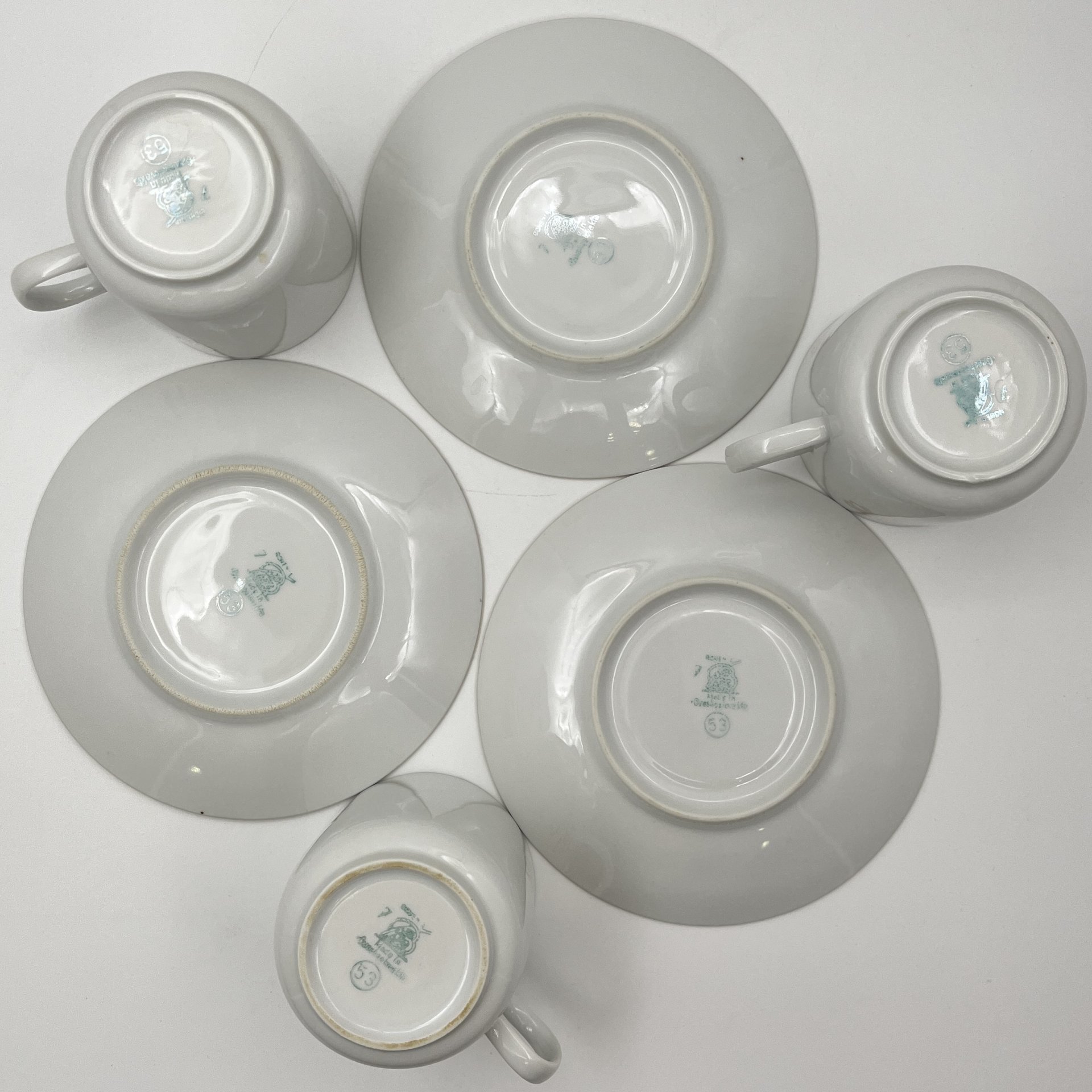 Набор чайный на три персоны (8 предметов), украшенный линиями