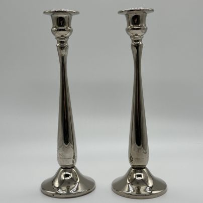 Подсвечники парные лаконичной формы