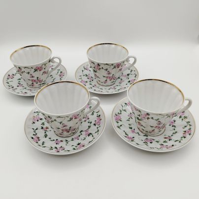 Набор чайных пар "Цветущие веточки" (4 шт.), форма "Лучистая", фарфор, деколь, золочение, Ленинградский фарфоровый завод (ЛФЗ), СССР, 1970-1986 гг.
