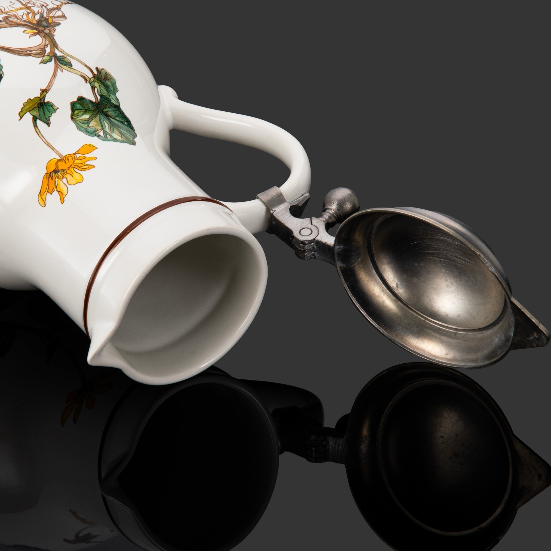 Кувшин с крышкой "Ranunculus ficaria" ("Чистяк весенний"), серия "Botanica", Villeroy & Boch