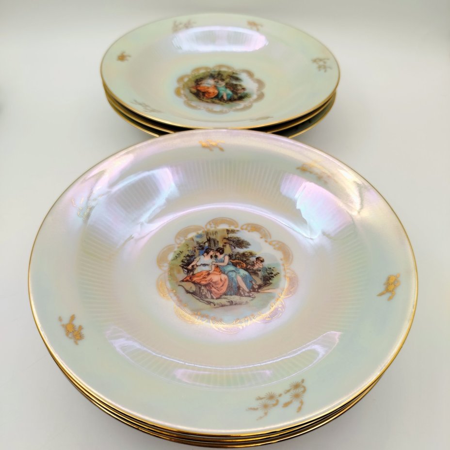 Набор суповых (глубоких) тарелок "Мадонна" на 6 персон, фарфор, люстр, деколь, золочение, Weisswasser Porzellan, ГДР, 1970-1990 гг.