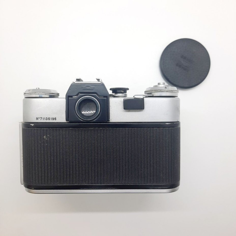 Фотоаппарат "Зенит-Е" с объективом "Гелиос-44-2" в оригинальном кофре, Красногорский механический завод (КМЗ)