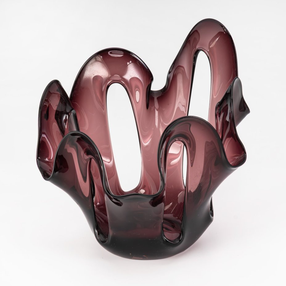 Декоративная ваза оригинальной формы c прорезным туловом, Makora Krosno