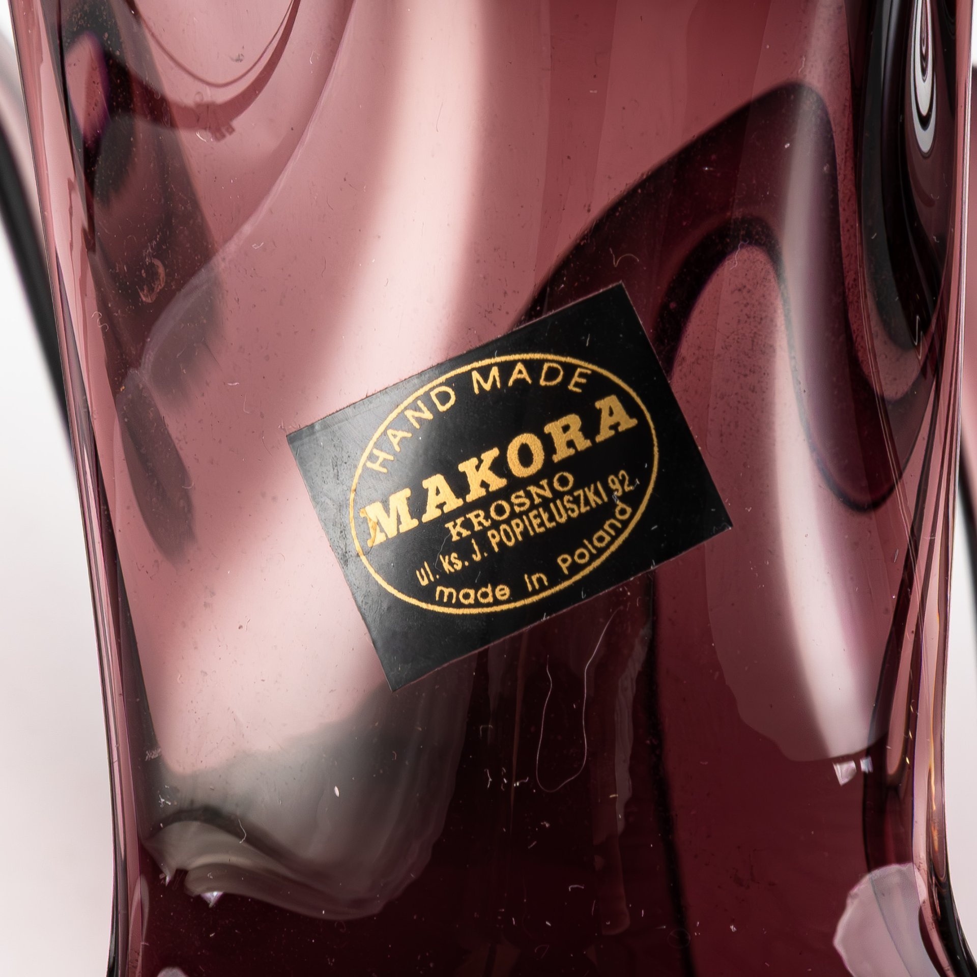 Декоративная ваза оригинальной формы c прорезным туловом, Makora Krosno