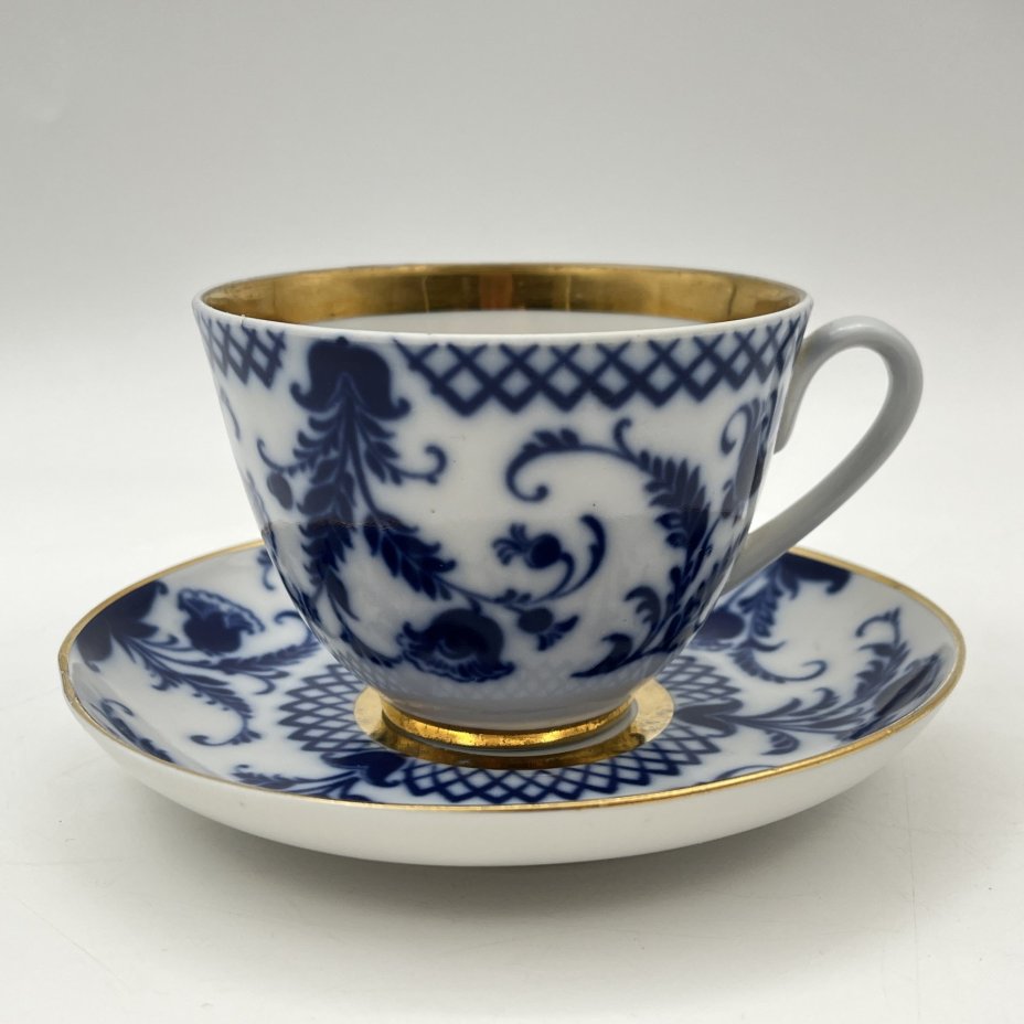 Пара чайная "Синие цветы", фарфор, деколь, золочение, Ленинградский фарфоровый завод (ЛФЗ), СССР, 1970-1986 гг.