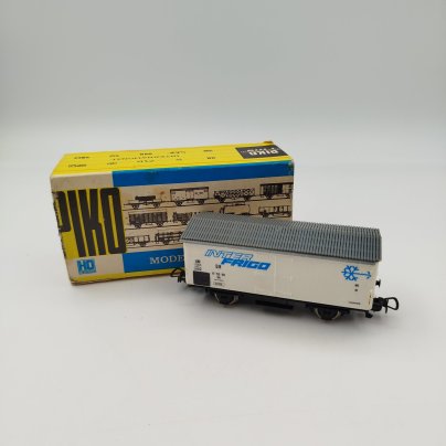 Модель железнодорожного вагона-холодильника "Inter Frigo", в оригинальной коробке, пластик, картон, Piko, ГДР, 1970-1990 гг.