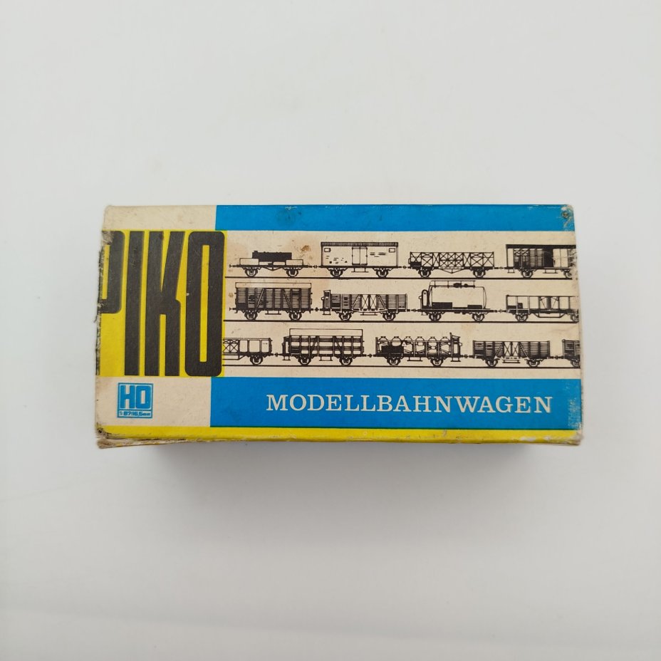 Модель железнодорожного вагона-холодильника "Inter Frigo", в оригинальной коробке, пластик, картон, Piko, ГДР, 1970-1990 гг.