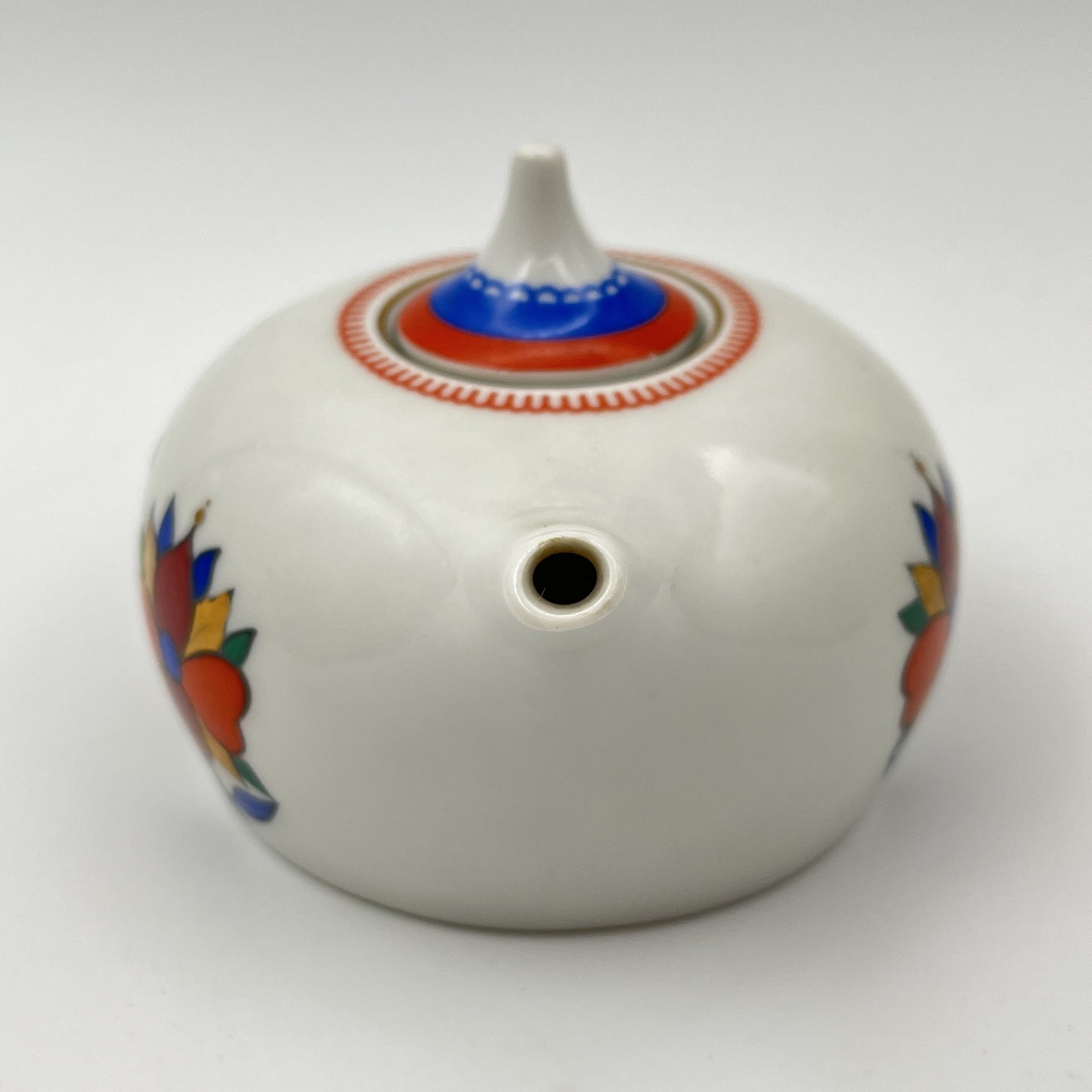 Чайник заварочный "Красный конь", скульптор Э.М. Криммер, художник А.А.Воробьевский