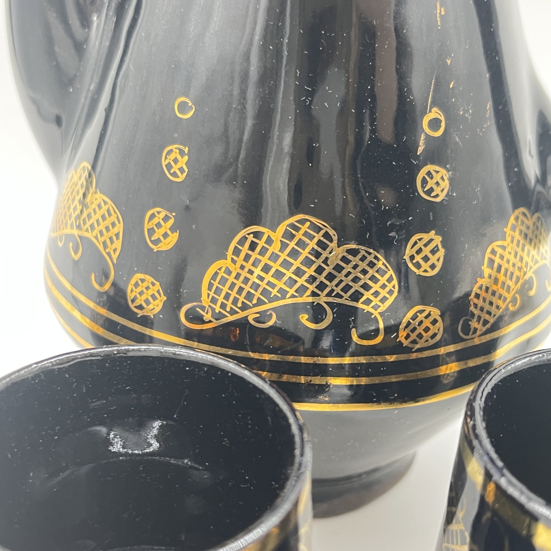 Чайник и 6 пиал для распития горячих напитков, керамика, крытье, золочение, роспись, СССР, 1970-1990 гг.