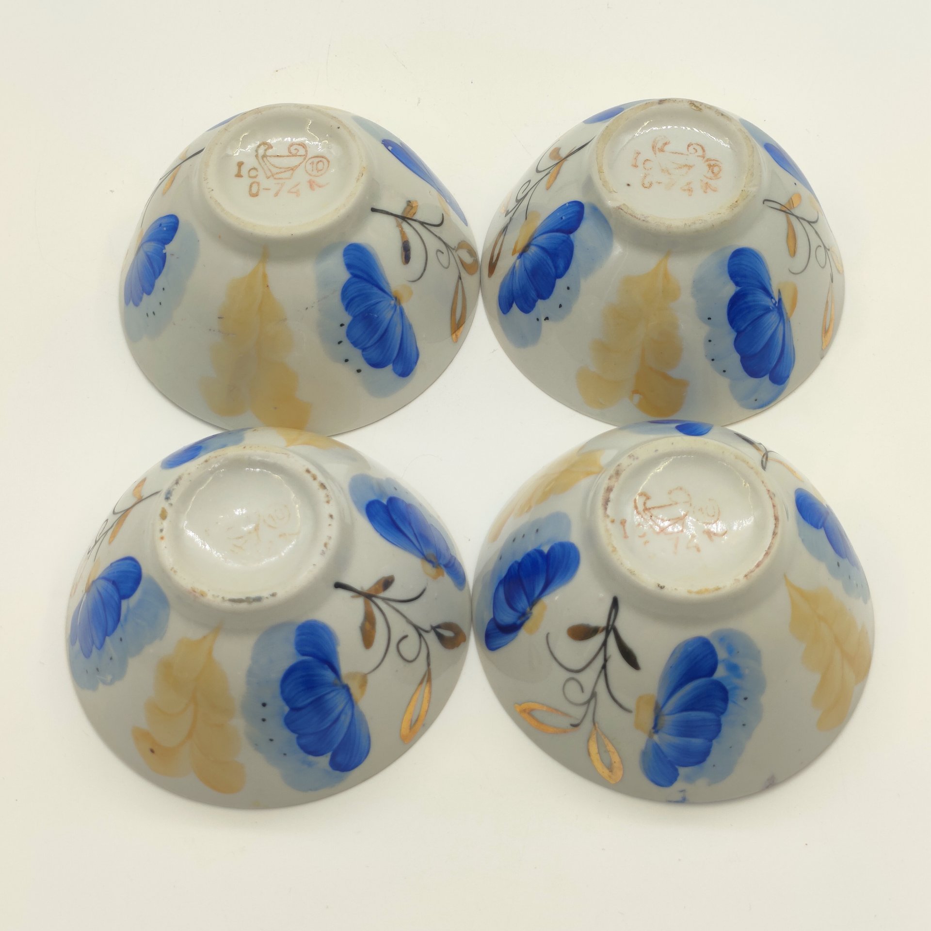 Набор пиал с цветочным декором на 4 персоны, фарфор, роспись, золочение, Ташкентский фарфоровый завод, СССР, 1973-1983 гг.