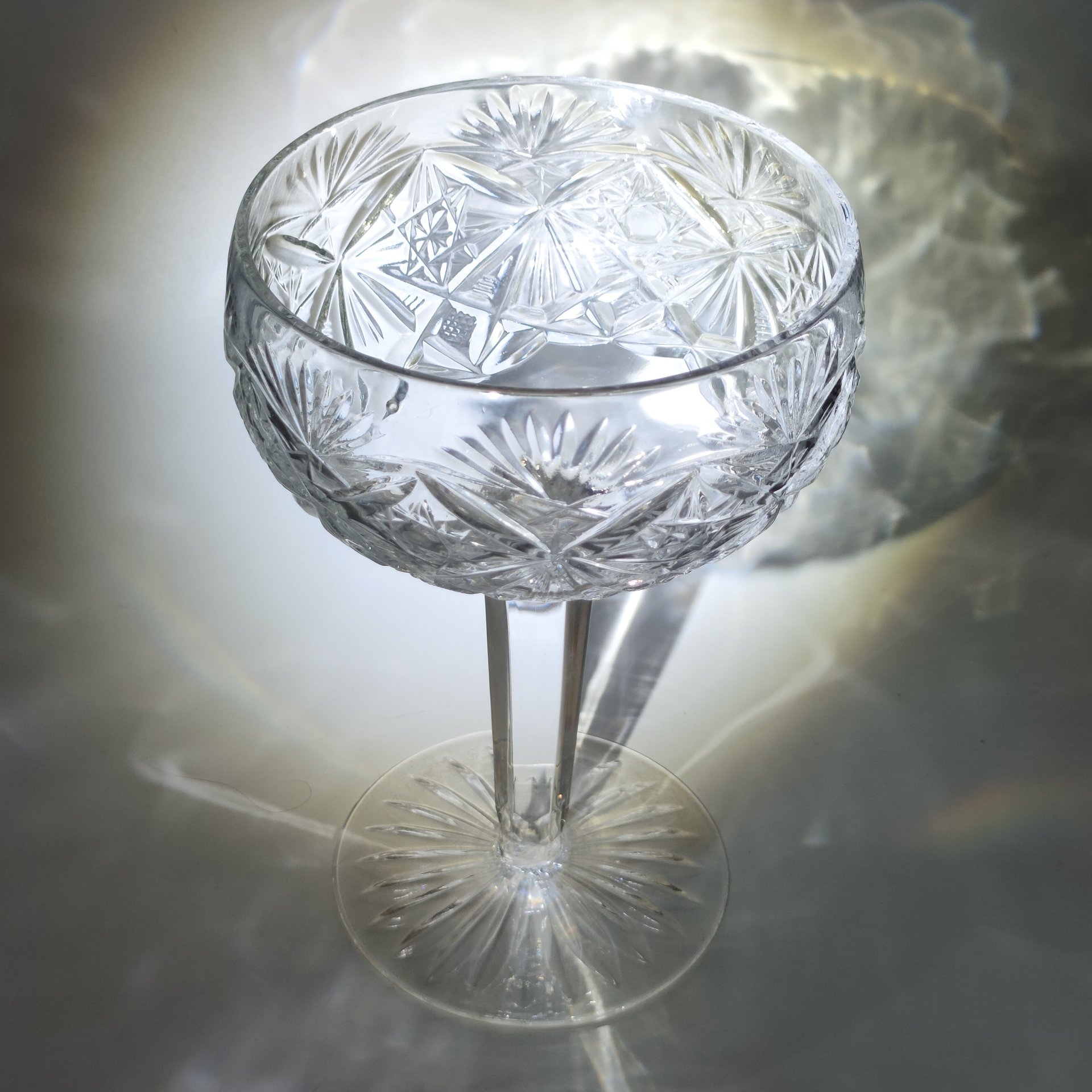 Креманка (шампанница) с резным геометрическим декором, хрусталь, алмазная грань, СССР, 1970-1990 гг.