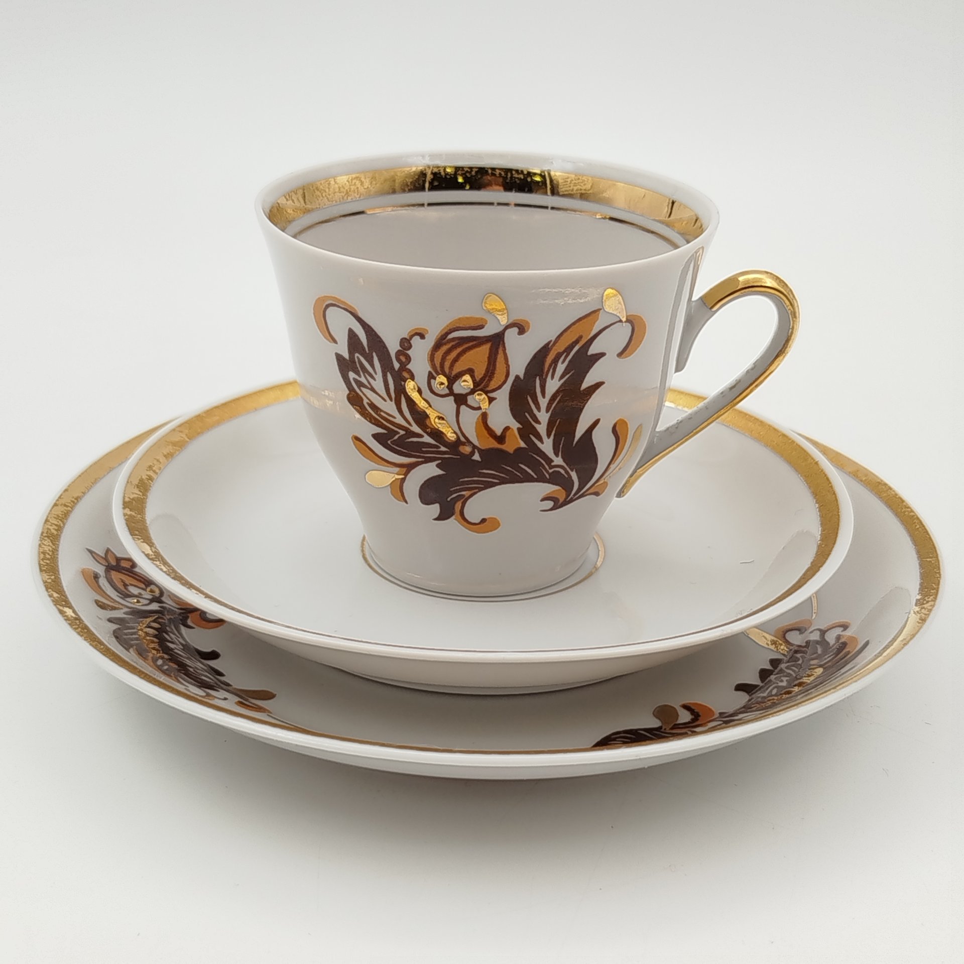 Трио кофейное с растительным декором, фарфор, деколь, золочение, Рижский фарфорово-фаянсовый завод, СССР, 1970-1980 гг.