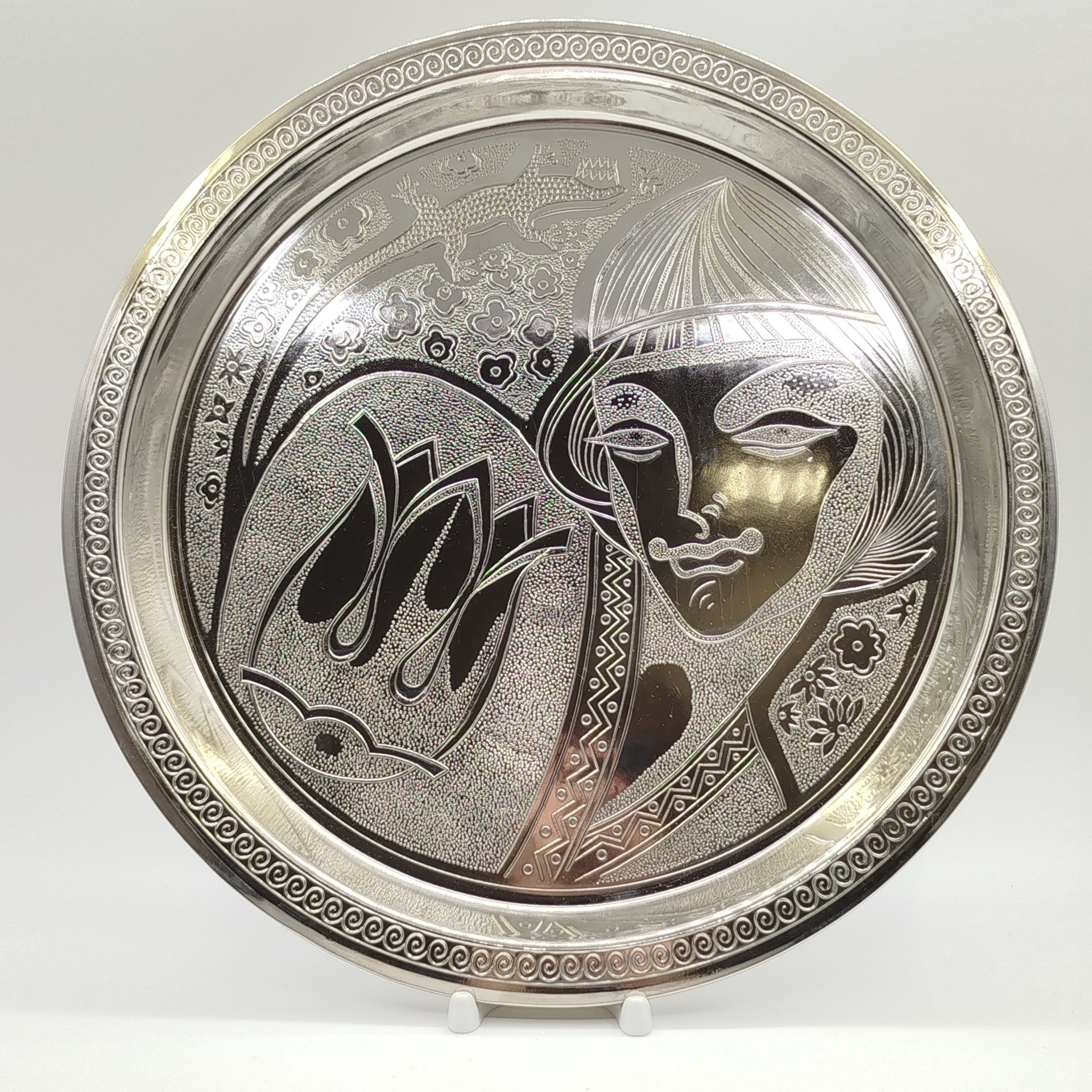 Поднос "Каменный цветок", Калининградский машиностроительный завод, медь, никелирование, СССР, 1960-1980 гг.