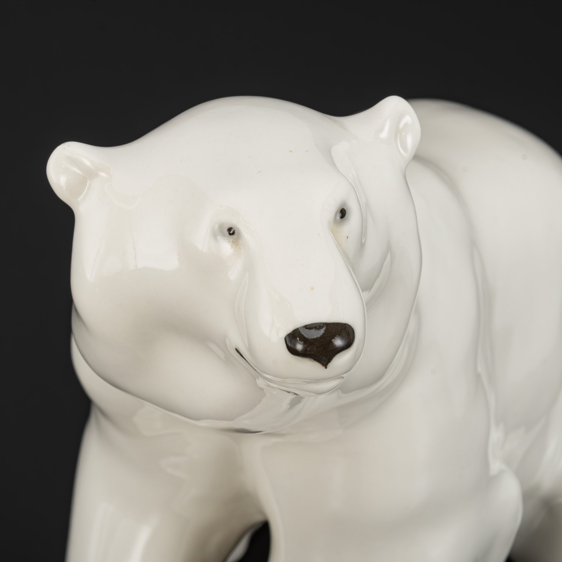Статуэтка "Белый медведь" (большая), скульптор Б.Я. Воробьев