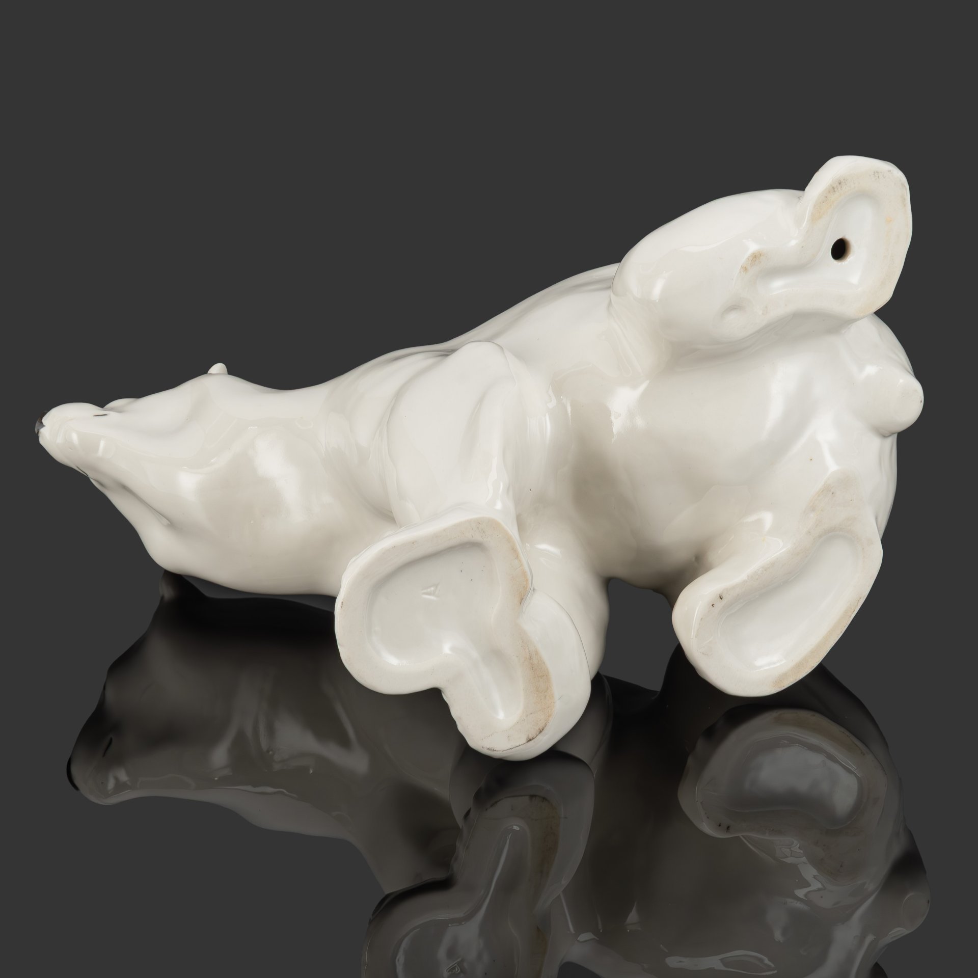 Статуэтка "Белый медведь" (большая), скульптор Б.Я. Воробьев
