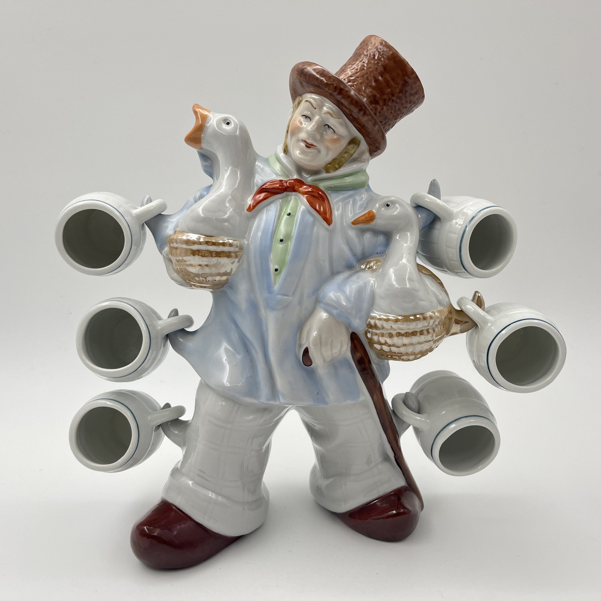 Штоф "Продавец гусей", фарфор, роспись, люстр, VEB Porzellanfiguren Lippelsdorf (Липпельсдорф), ГДР, 1974-1990 гг.