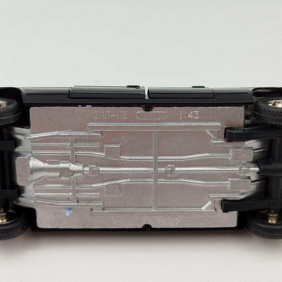 Автомобиль коллекционный "ЗИЛ -115. Лимузин"